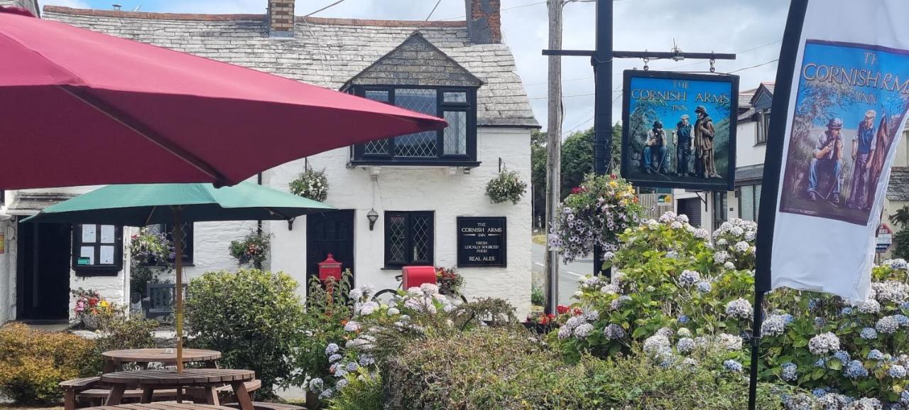 Cornish Arms Inn Port Isaac 2 Miles Pendoggett Exterior photo